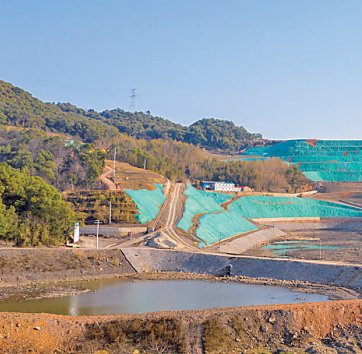 矿山村重塑乡村，走向繁荣新篇章